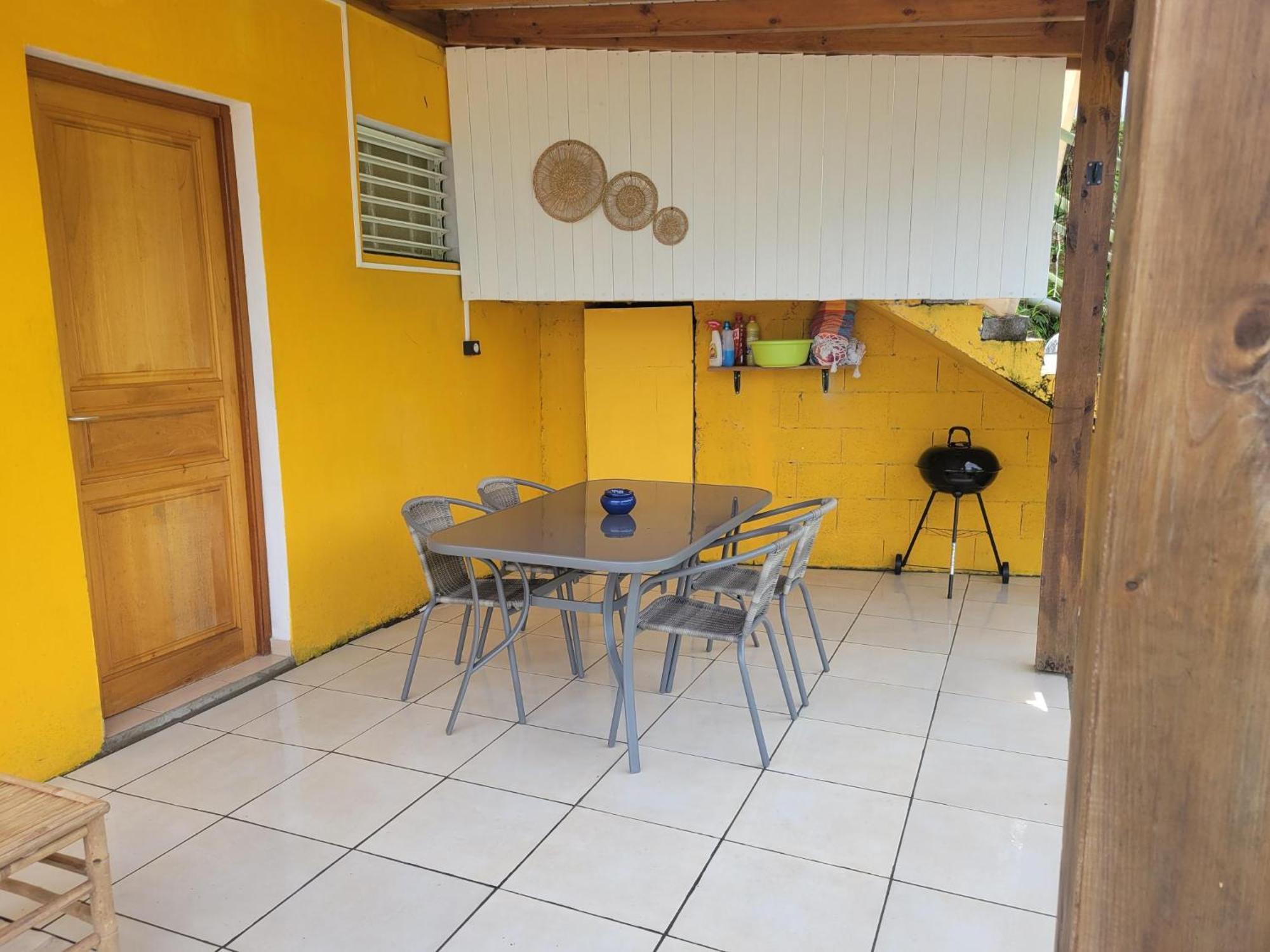 Henri Mango Apartment Les Abymes Exterior photo